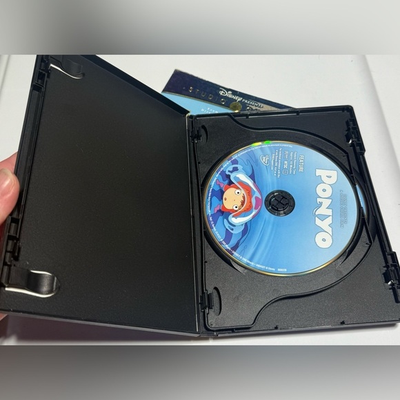 Disney & Studio Ghibli’s Film Ponyo 2”DVD 2 Disc Set - Picture 3 of 4